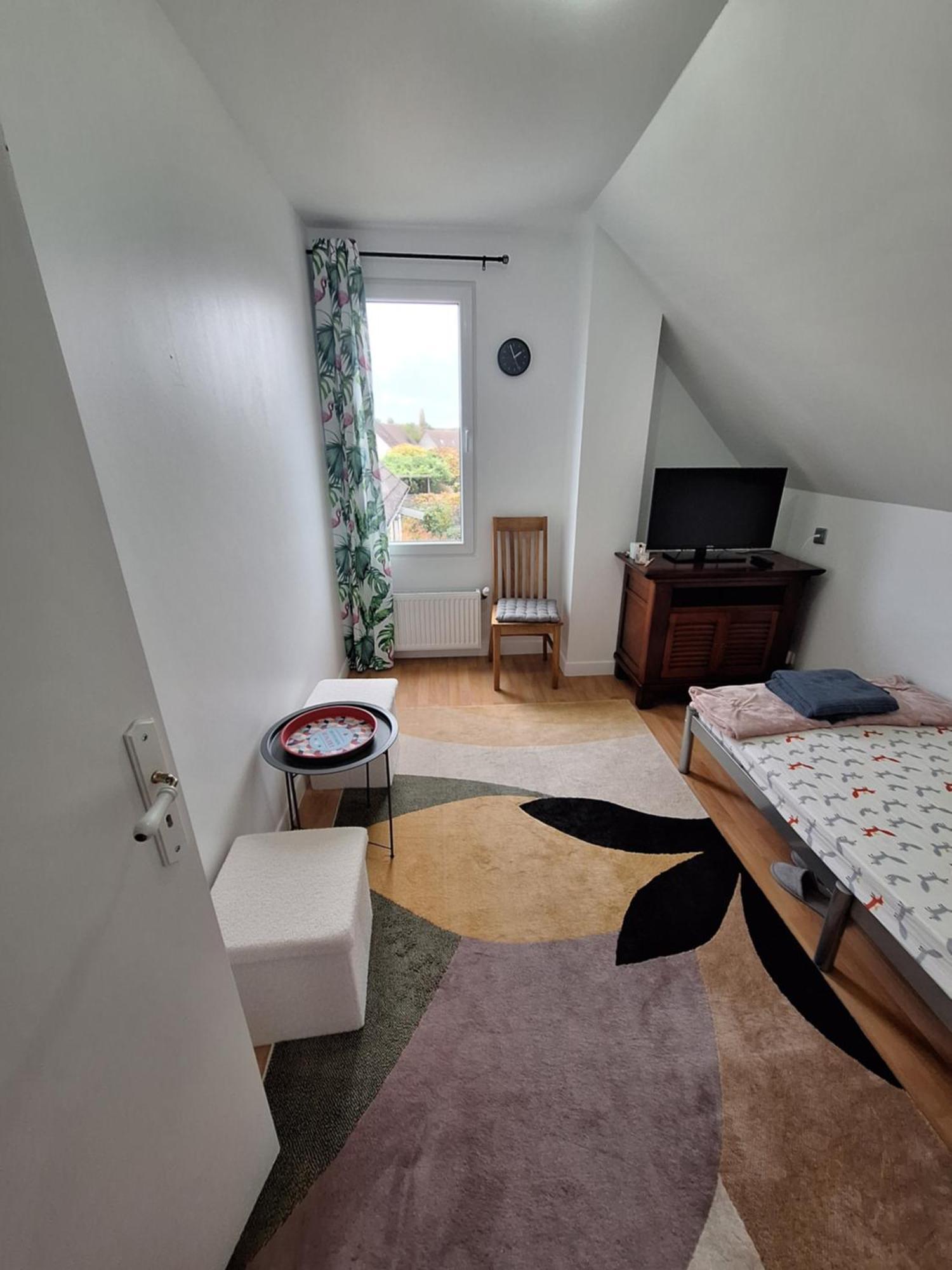 Chambres Et Table D'Hotes - Chez Paul Et Emilia Villers-Cotterêts Kültér fotó